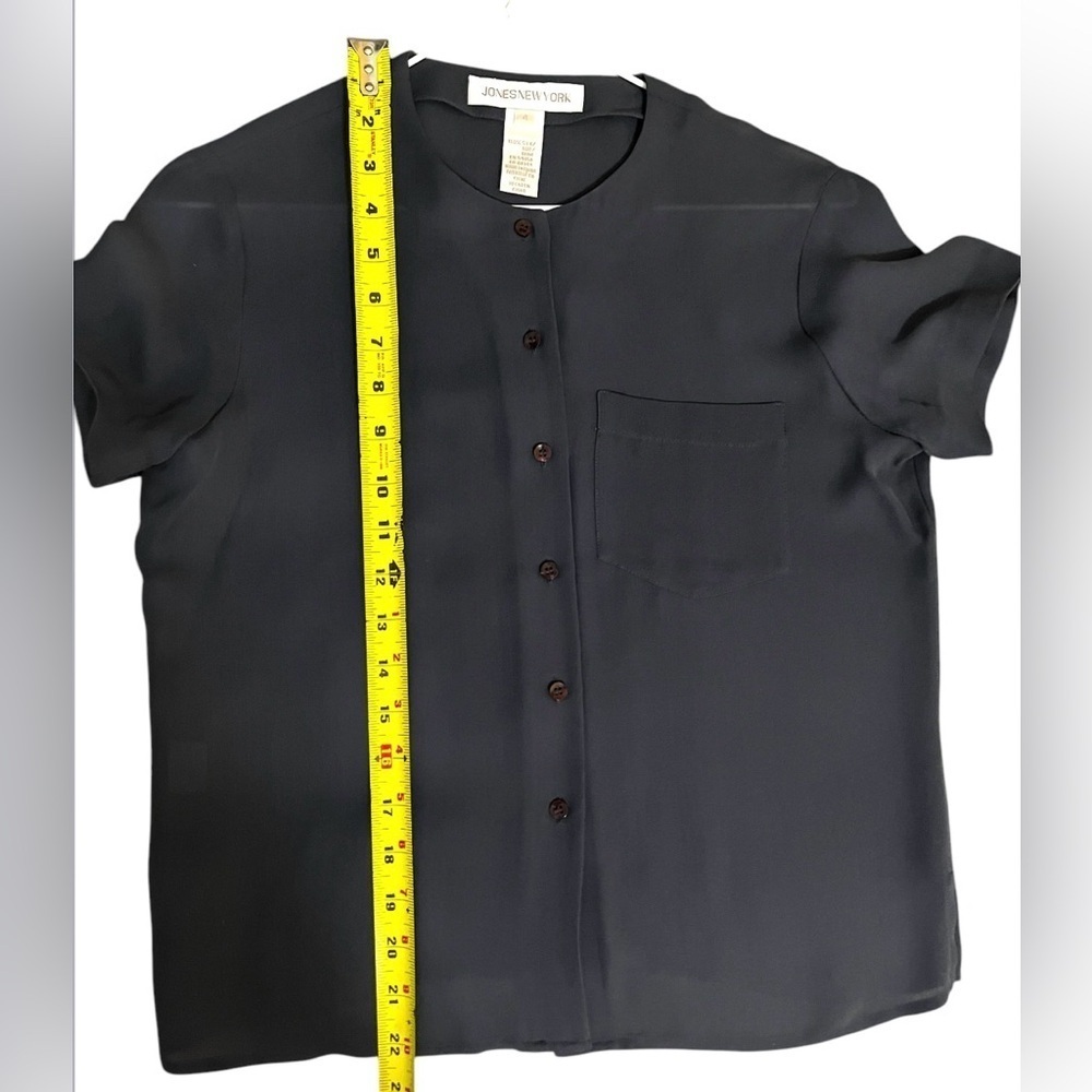 Jones New York 100% Silk Blouse – Navy Blue, Short Sleeve, Button-Down, Size 4 - Picture 6 of 6